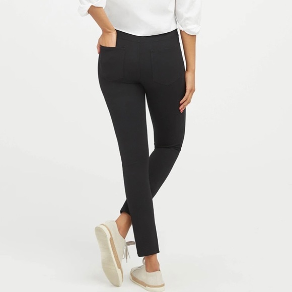 SPANX Perfect Ponte Pant - Picture 4 of 6